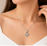 Diamond pendant necklace